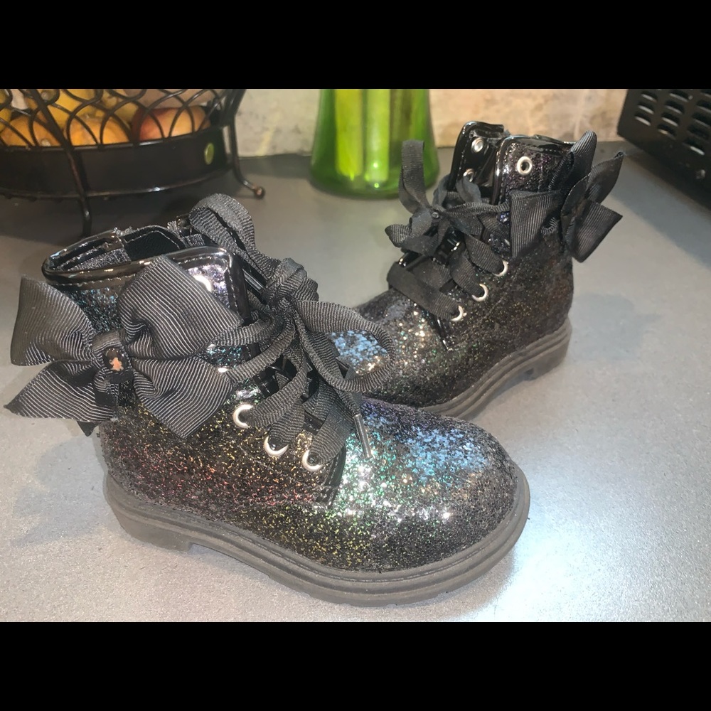 Jojo Siwa boots 7c